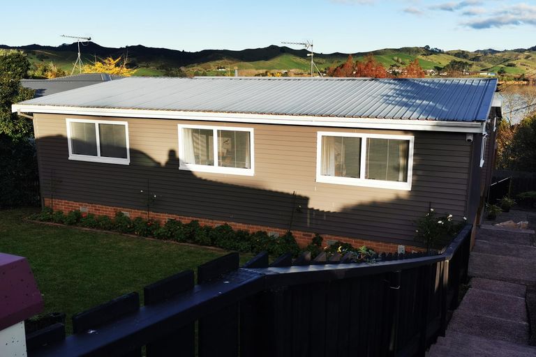 Photo of property in 50 Kimihia Road, Huntly, 3700