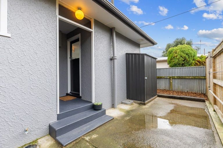 Photo of property in 12 Norwich Place, Awapuni, Palmerston North, 4412