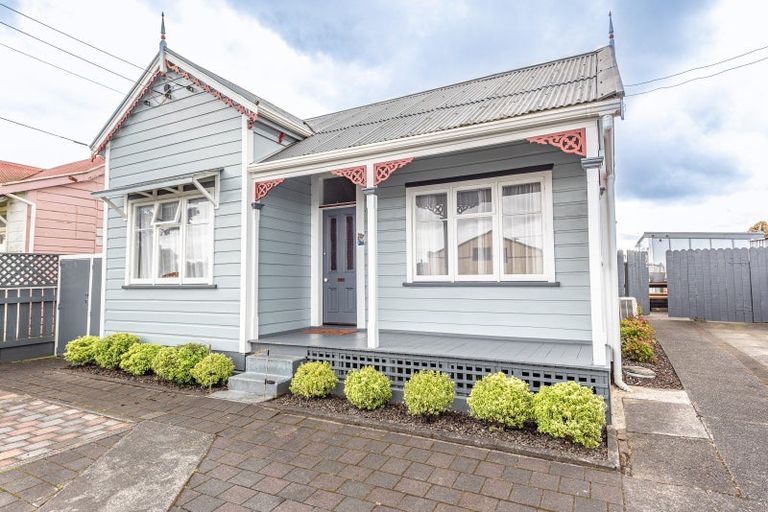 Photo of property in 43 Rangitikei Street, Whanganui East, Whanganui, 4500