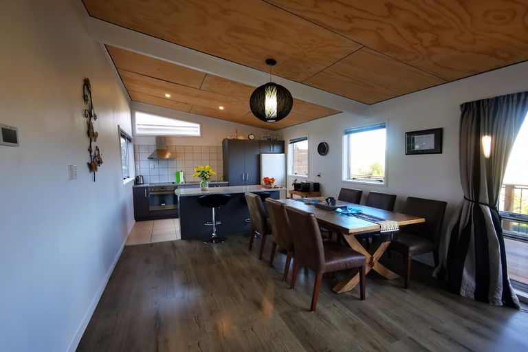 Photo of property in 50 Kimihia Road, Huntly, 3700