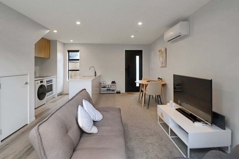 Photo of property in 3/92 Oxford Terrace, Epuni, Lower Hutt, 5011