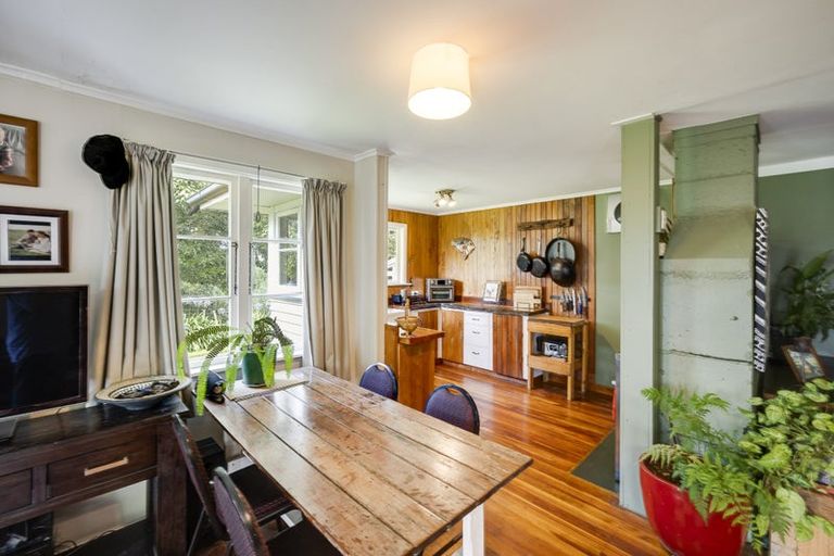 Photo of property in 1447 Ridgemount Road, Tutira, Napier, 4188