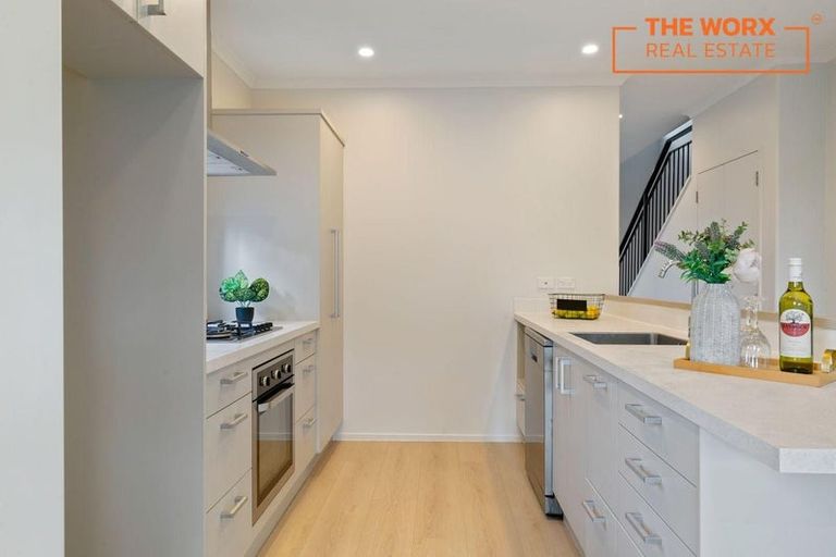 Photo of property in 55 Matairangi Avenue, Totara Heights, Auckland, 2105