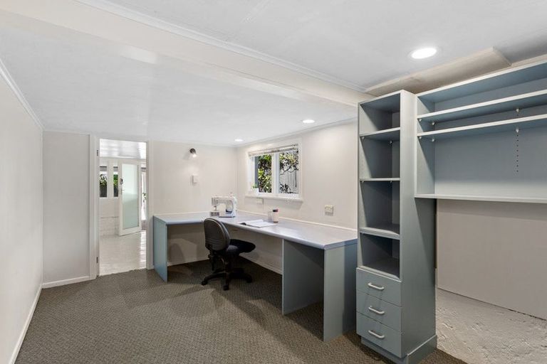 Photo of property in 9a Matata Street, Blockhouse Bay, Auckland, 0600