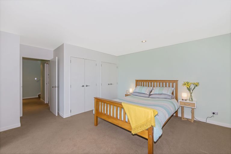 Photo of property in 90 Shakespear Road, Army Bay, Whangaparaoa, 0930