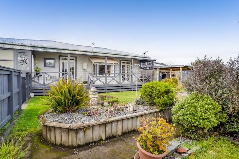 Photo of property in 231 Glover Road, Hawera, 4610