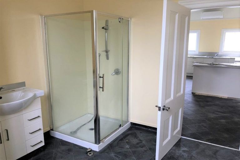 Photo of property in 50 Oxford Street, Lansdowne, Masterton, 5810