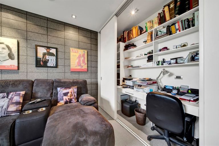 Photo of property in 45 Links Drive, Waiwhakaiho, New Plymouth, 4312