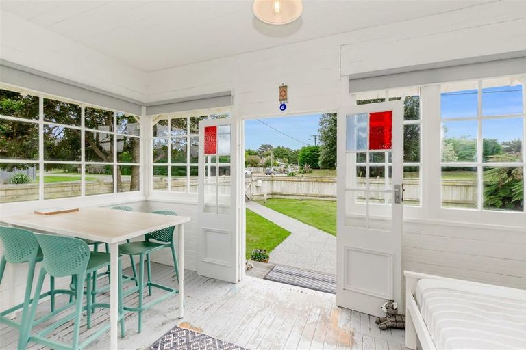 Photo of property in 13 Rauparaha Street, Waikanae Beach, Waikanae, 5036