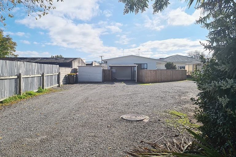 Photo of property in 13a Dixon Street, Carterton, 5713