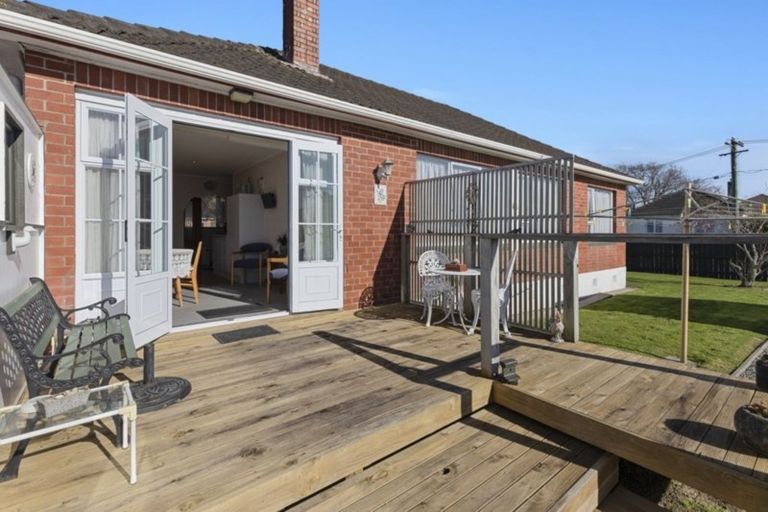 Photo of property in 11 Pilcher Crescent, Naenae, Lower Hutt, 5011