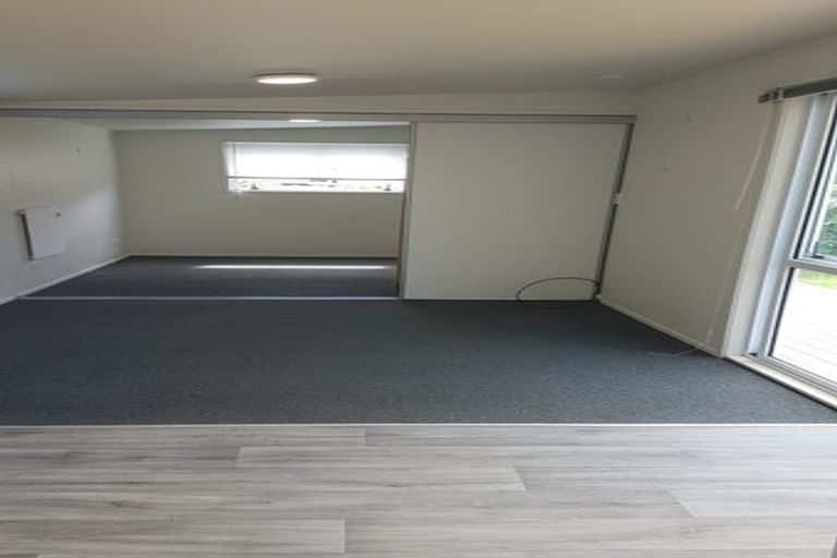 Photo of property in 5 Holgate Avenue, Herald Island, Auckland, 0618