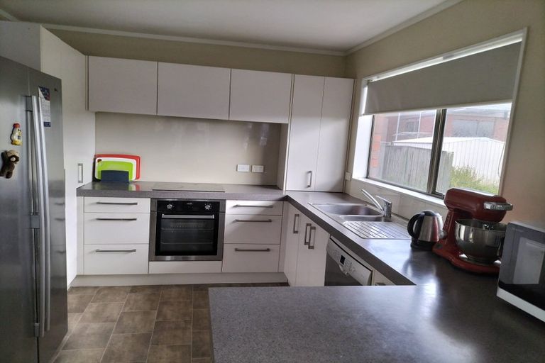 Photo of property in 1/47 Majesty Place, Half Moon Bay, Auckland, 2012