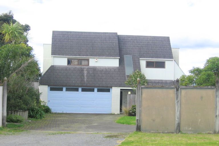 Photo of property in 112 Ranfurly Road, Whangamata, 3620
