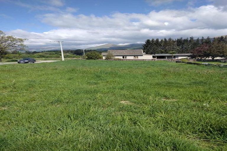 Photo of property in 45 Main Road, Clinton, 9534