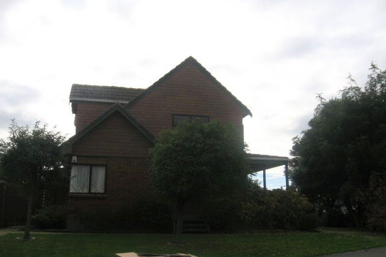 Photo of property in 2 Emmerdale Mews, Highbury, Palmerston North, 4412