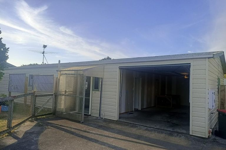 Photo of property in 98 Settlement Road, Papakura, 2110