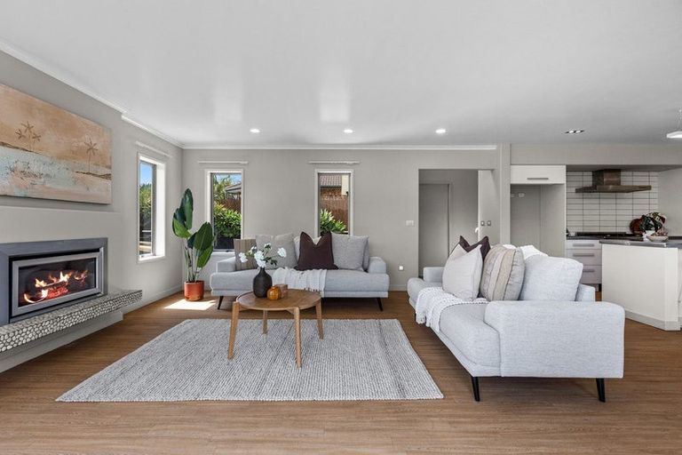 Photo of property in 13 Olive Close, Omokoroa, 3114