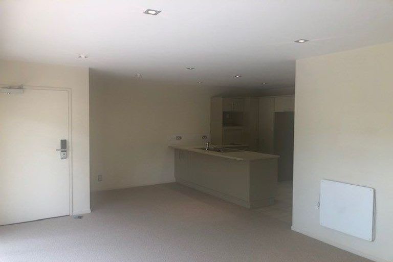 Photo of property in 10/7 The Avenue, Albany, Auckland, 0632
