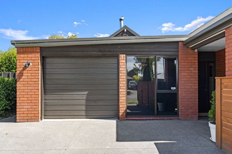 Photo of property in 50 Apsley Drive, Avonhead, Christchurch, 8042