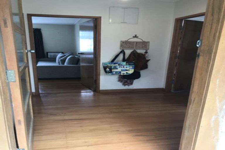 Photo of property in 60 Bould Street, Johnsonville, Wellington, 6037