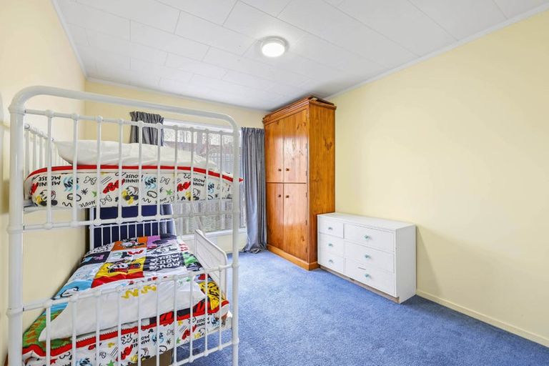 Photo of property in 2/39 Blacklock Avenue, Henderson, Auckland, 0612