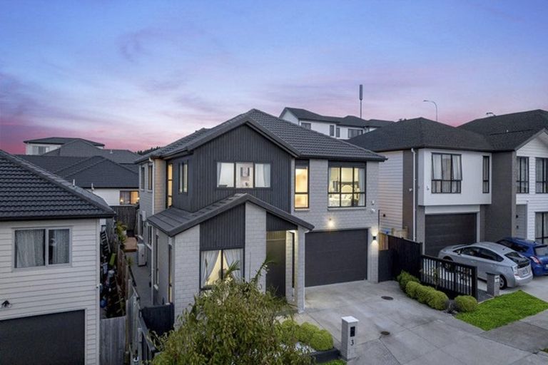 Photo of property in 3 Tannaghmore Drive, Flat Bush, Auckland, 2019