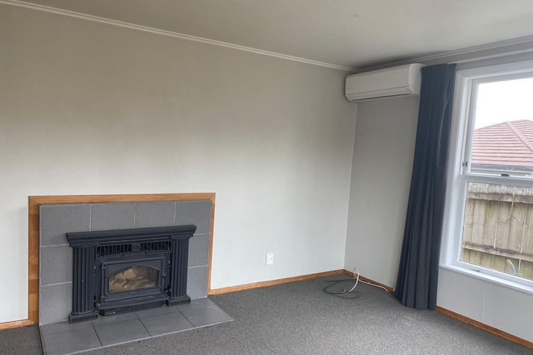 Photo of property in 69 Arimu Road, Papakura, 2110