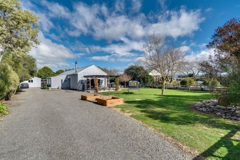 Photo of property in 95 Kereru Road, Maraekakaho, 4171