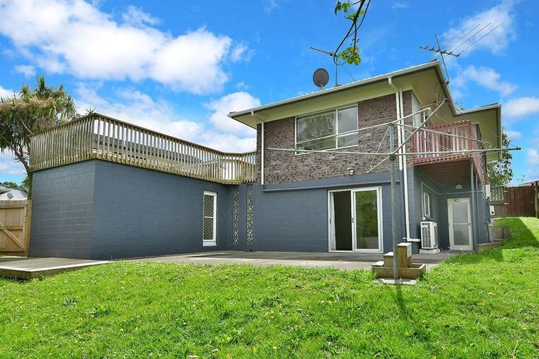 Photo of property in 27 Amorino Drive, Red Beach, 0932