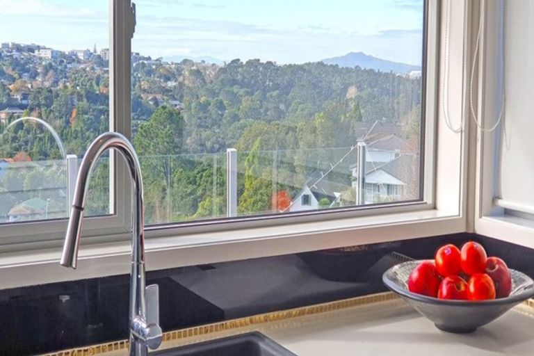 Photo of property in 80 Onetaunga Road, Chatswood, Auckland, 0626