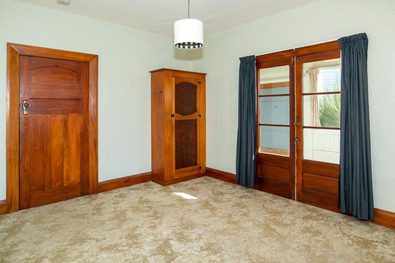 Photo of property in 61 Mckenzie Street, Geraldine, 7930