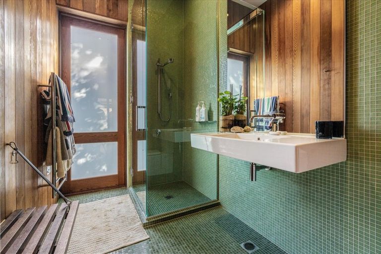 Photo of property in 184 North Road, Clevedon, Papakura, 2582