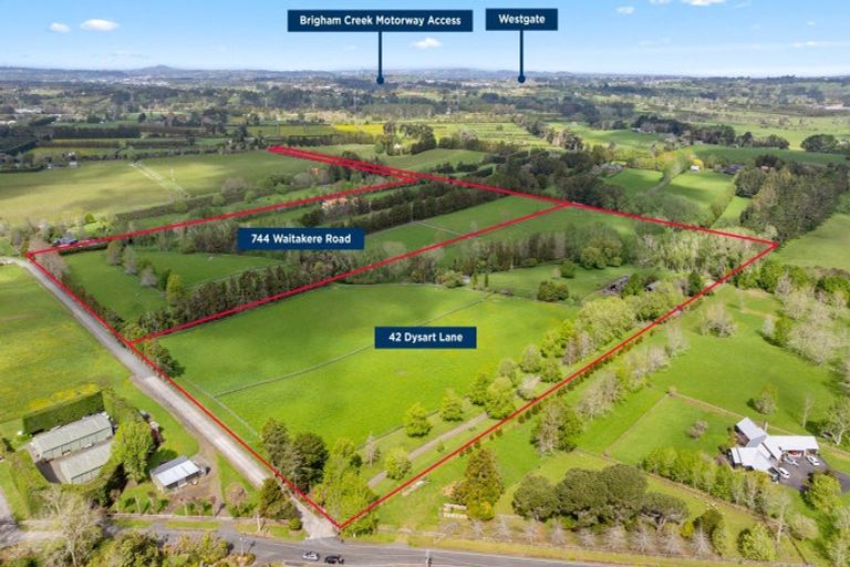 Photo of property in 42 Dysart Lane, Kumeu, 0891