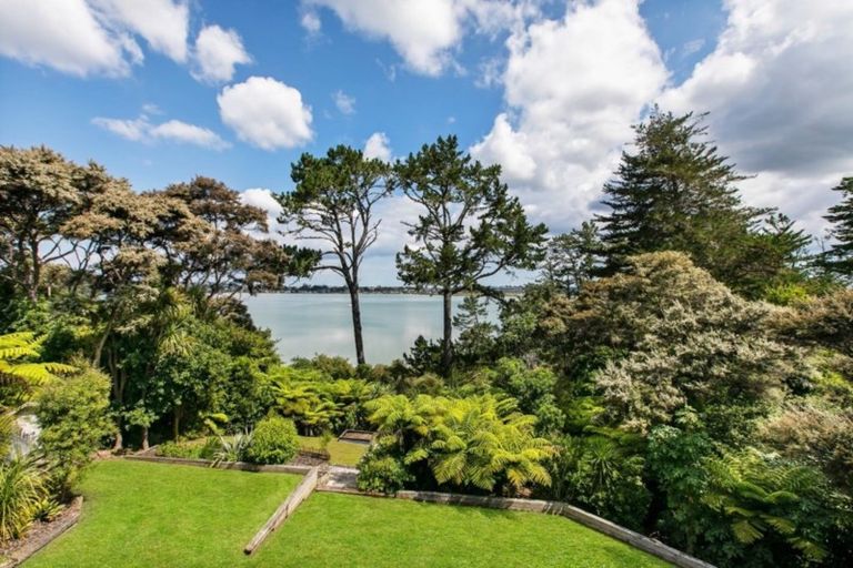 Photo of property in 59 Chatham Avenue, Paremoremo, Auckland, 0632