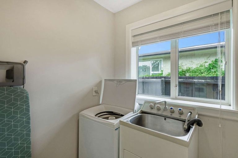 Photo of property in 1 Sevenoaks Drive, Bryndwr, Christchurch, 8053