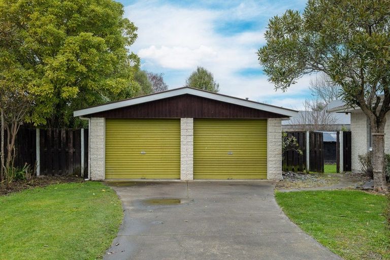 Photo of property in 18 Mendip Place, Casebrook, Christchurch, 8051