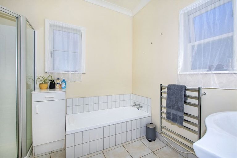 Photo of property in 7 Wairere Avenue, Kensington, Whangarei, 0112