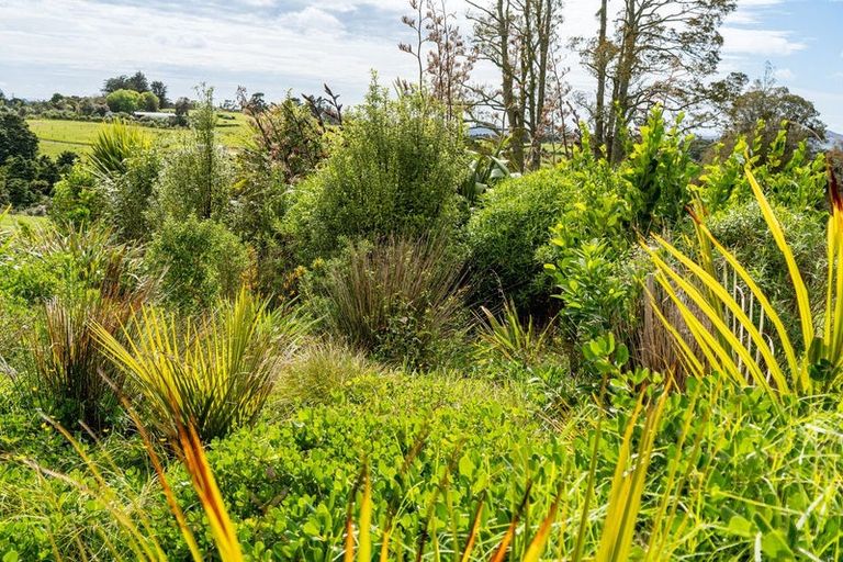 Photo of property in 75 Kohinui Road, Parua Bay, 0192