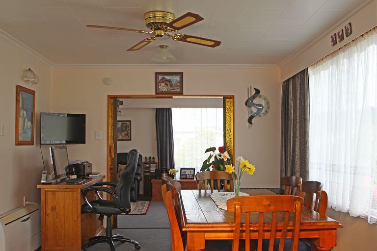 Photo of property in 7 Kenilworth Road, Oamaru North, Oamaru, 9400