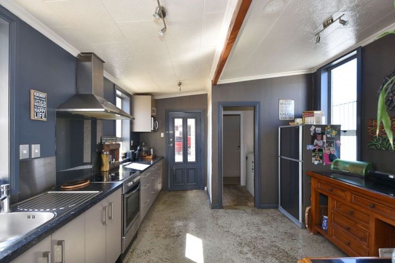 Photo of property in 146 Morton Street, Strathern, Invercargill, 9812