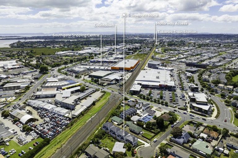 Photo of property in 5c Braeburn Place, Takanini, 2112