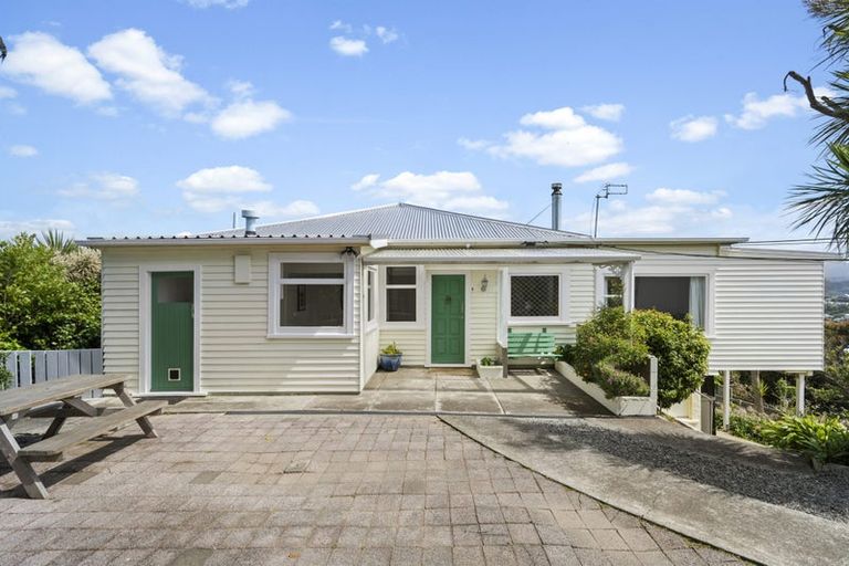 Photo of property in 43a Nevay Road, Miramar, Wellington, 6022