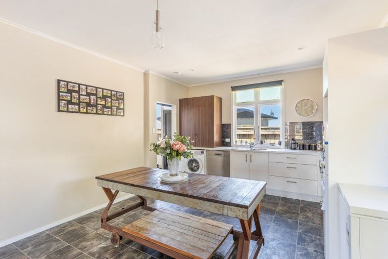 Photo of property in 1/68 Woodleigh Street, Frankleigh Park, New Plymouth, 4310