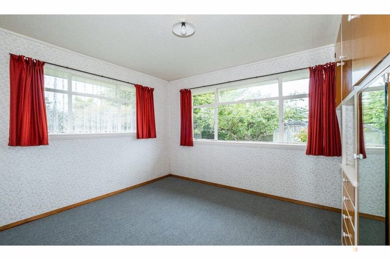 Photo of property in 1 Regent Street, Waimate, 7924