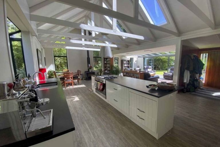 Photo of property in 38 Ruru Avenue, Otatara, Invercargill, 9879