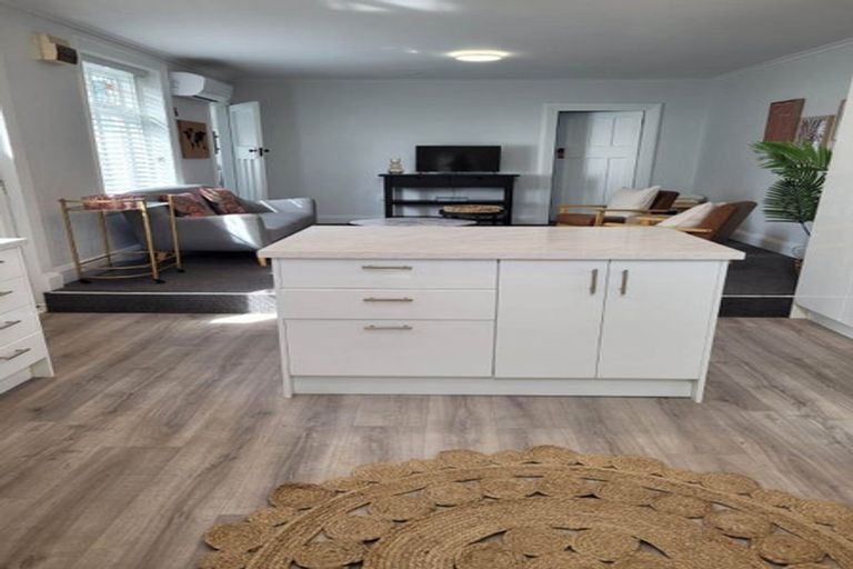 Photo of property in 3 Mcfaddens Road, St Albans, Christchurch, 8052