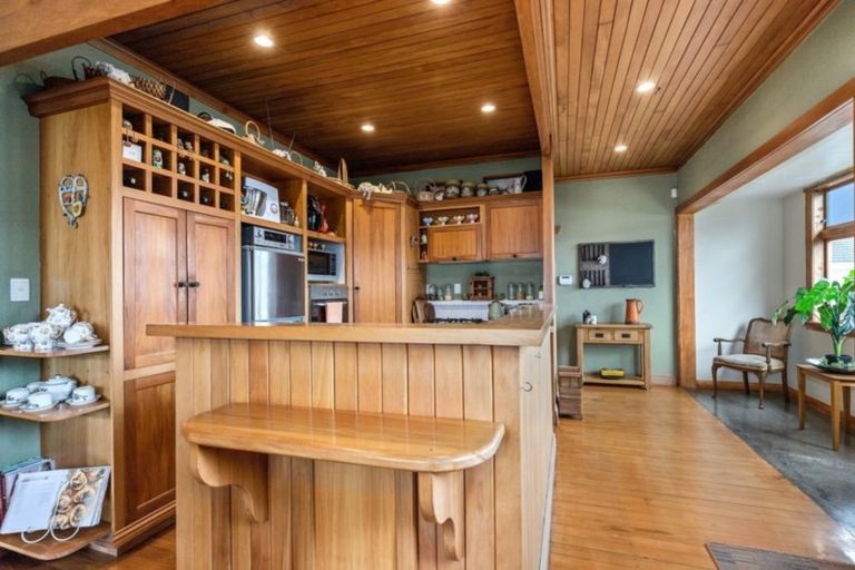 Photo of property in 69 Studholme Street, Morrinsville, 3300