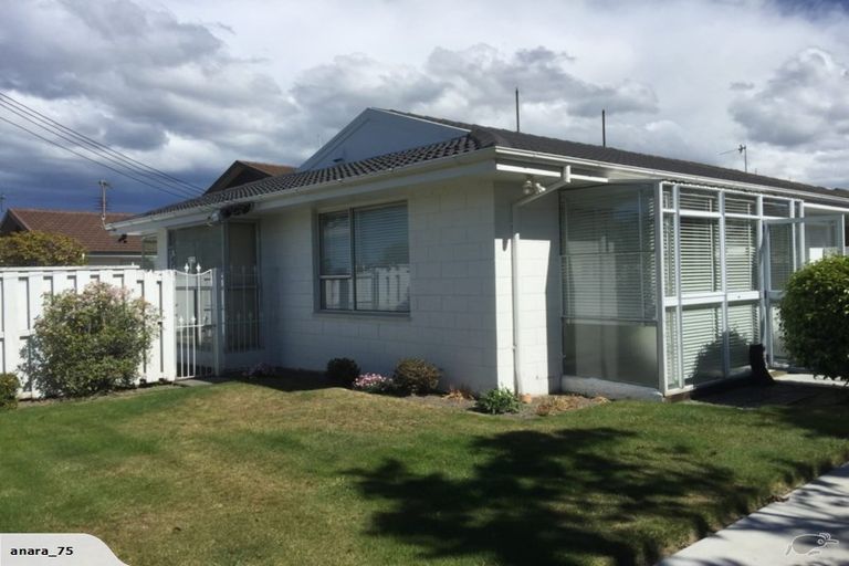 Photo of property in 1/21 Bowen Street, Upper Riccarton, Christchurch, 8041