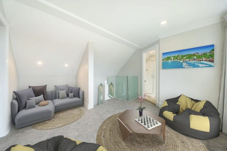 Photo of property in 29 Padnell Crescent, Paparangi, Wellington, 6037